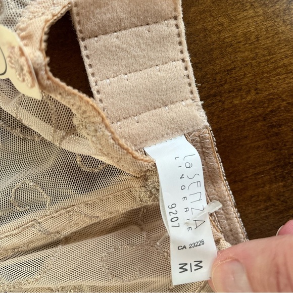 NWT La Senza garter, M - Picture 3 of 4